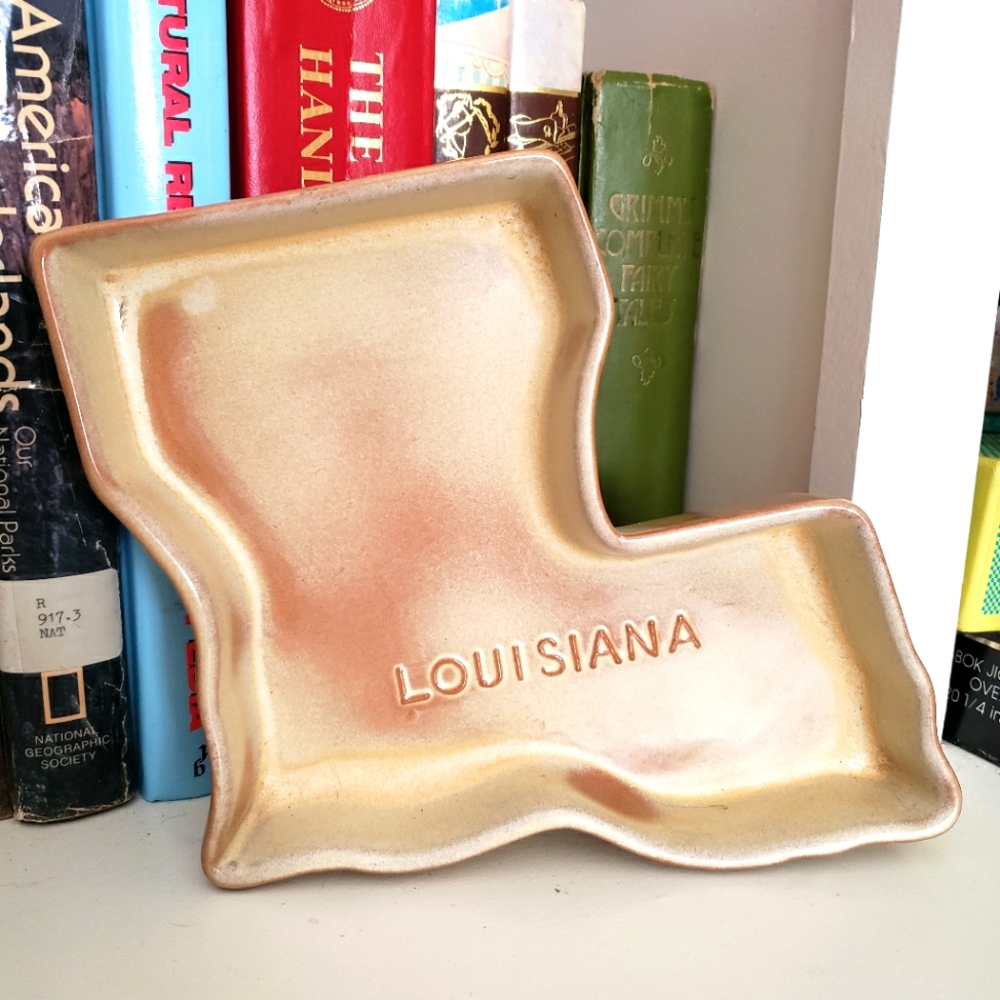 Vintage Louisiana ceramic dish